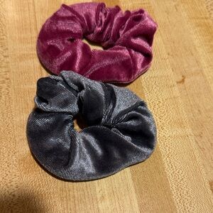 Chic Velvet Hair Scrunchies with secret zippered storage